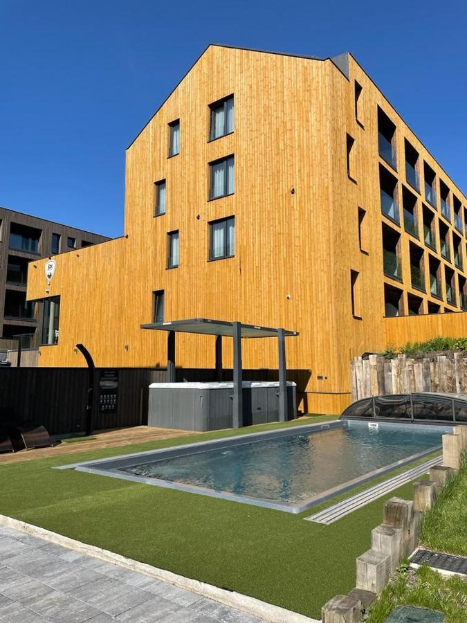 Jbx Resort Avenue Lipno 伏尔塔瓦河畔利普诺 外观 照片